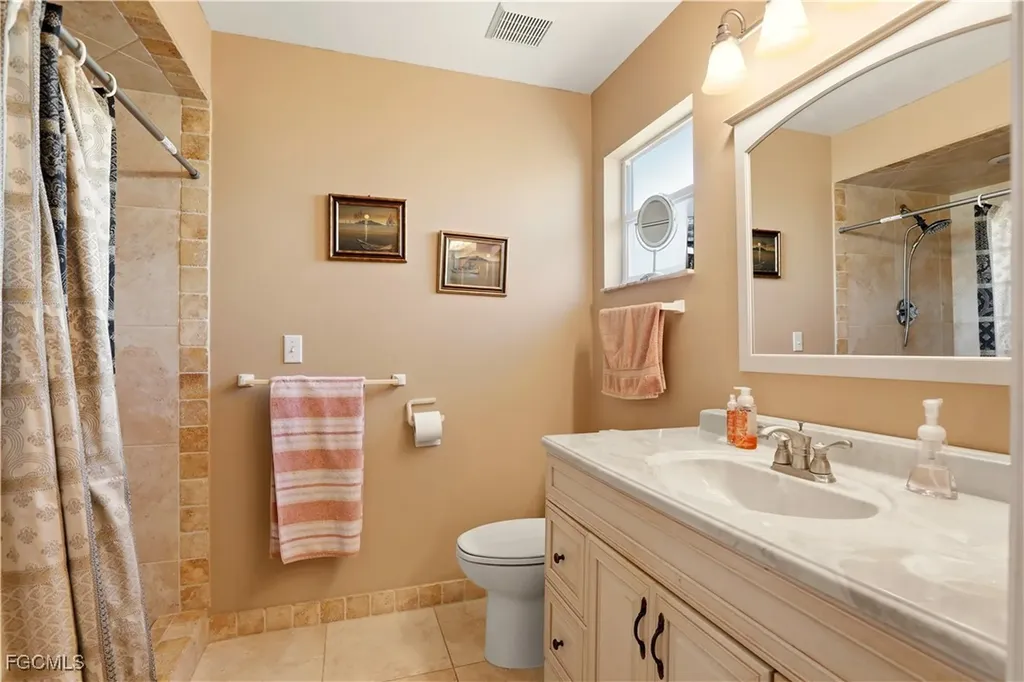 7692 Myrsine Circle Bokeelia FL 33922