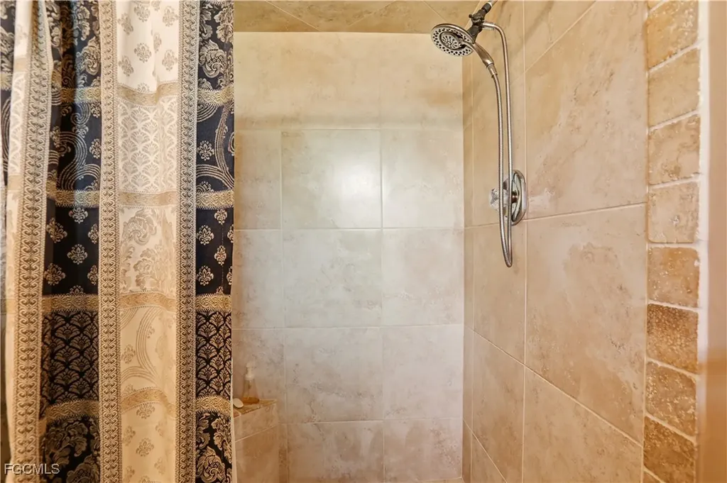 7692 Myrsine Circle Bokeelia FL 33922