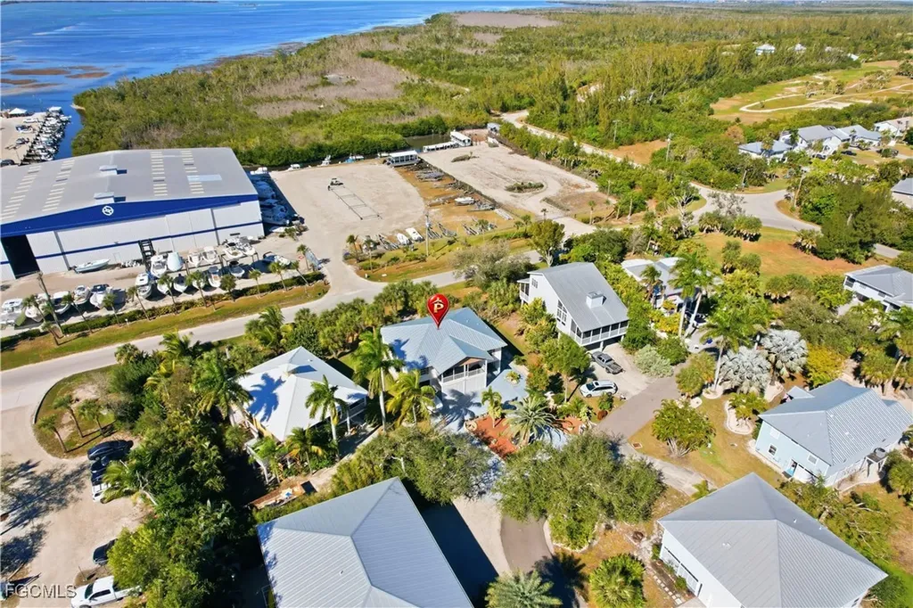 7692 Myrsine Circle Bokeelia FL 33922