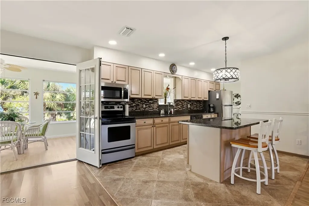 7692 Myrsine Circle Bokeelia FL 33922