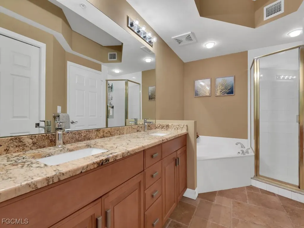 2797 1st Street Fort Myers FL 33916