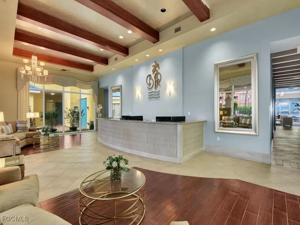 2797 1st Street Fort Myers FL 33916
