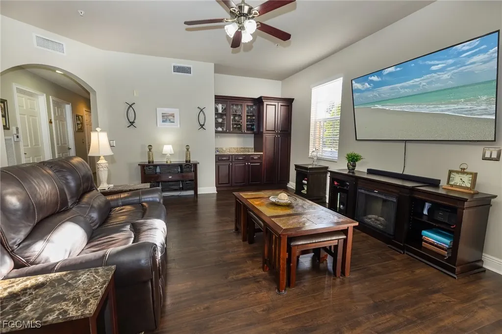 1520 SW 50th Street Cape Coral FL 33914