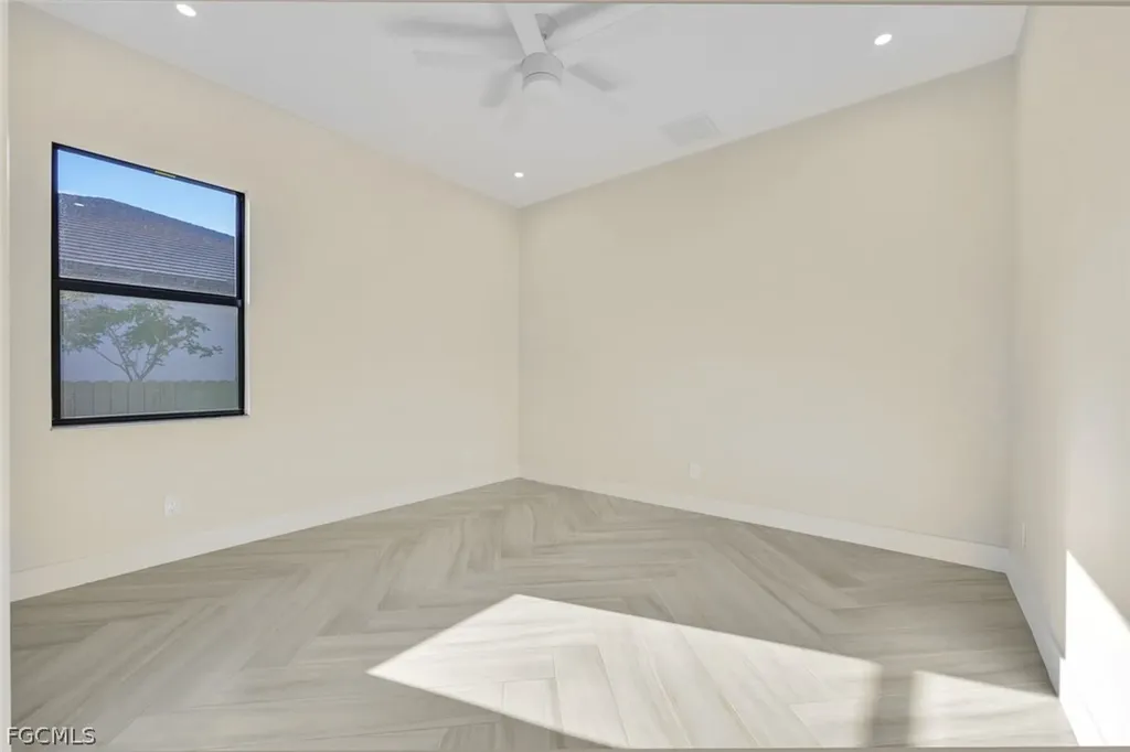 3220 NW 21st Street Cape Coral FL 33993