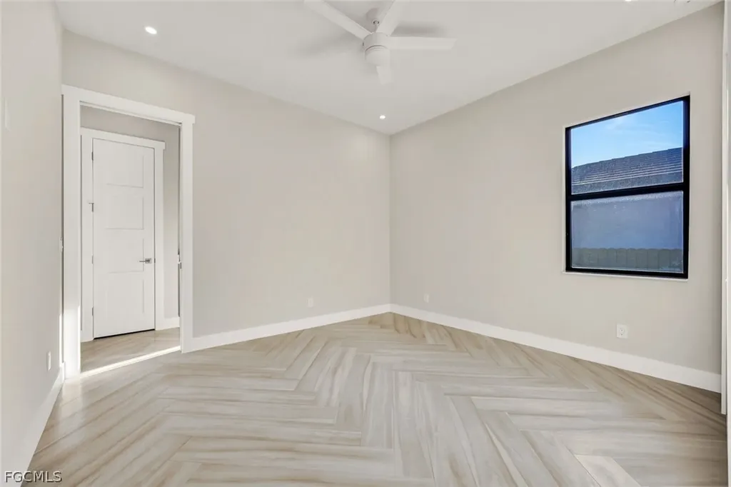 3220 NW 21st Street Cape Coral FL 33993