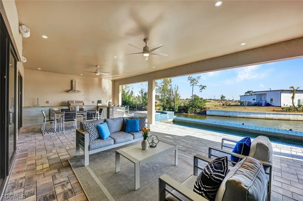 3220 NW 21st Street Cape Coral FL 33993