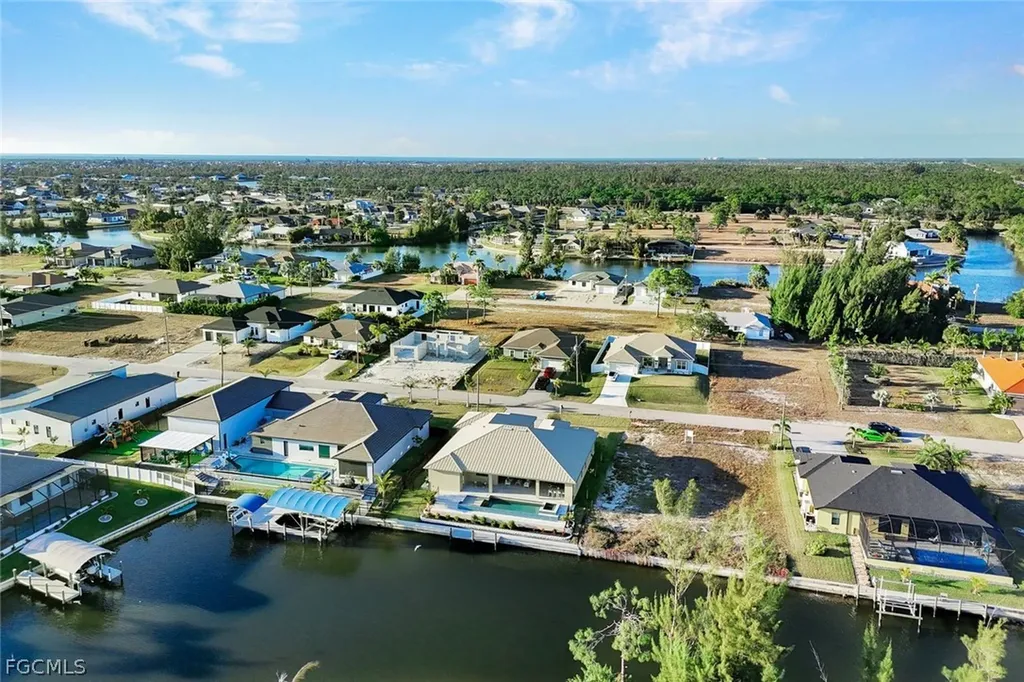 3220 NW 21st Street Cape Coral FL 33993