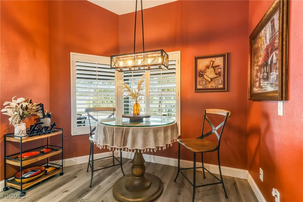 1023 SE 4th Street Cape Coral FL 33990
