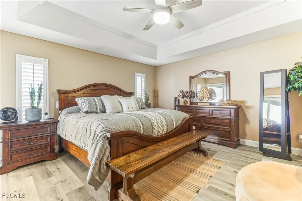 1023 SE 4th Street Cape Coral FL 33990
