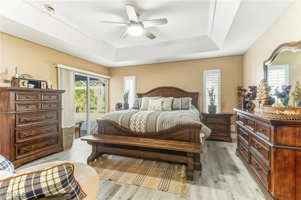 1023 SE 4th Street Cape Coral FL 33990