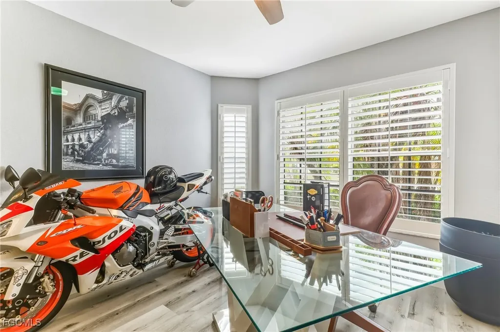 1023 SE 4th Street Cape Coral FL 33990