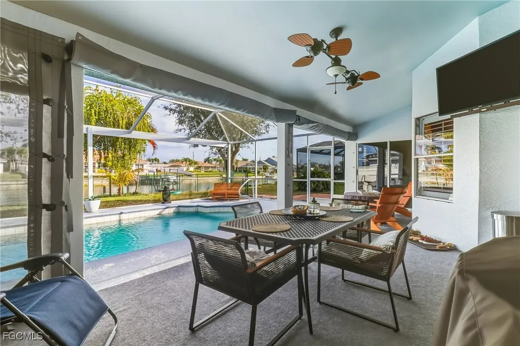 1023 SE 4th Street Cape Coral FL 33990