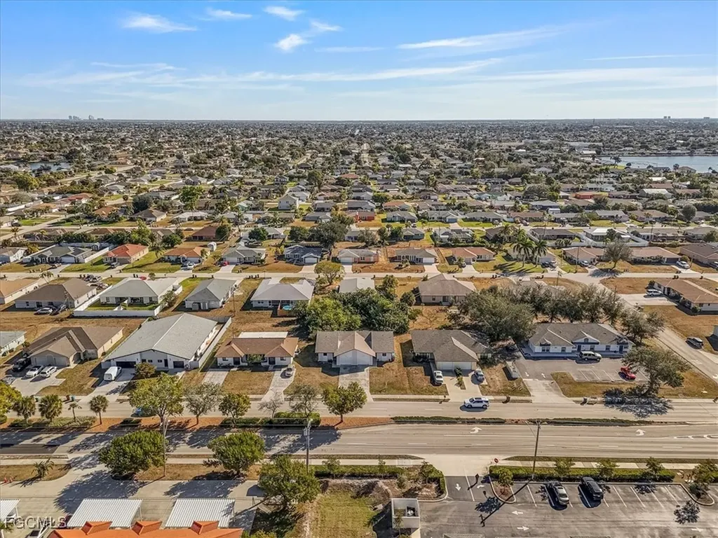 3311/3313 Skyline Boulevard Cape Coral FL 33914