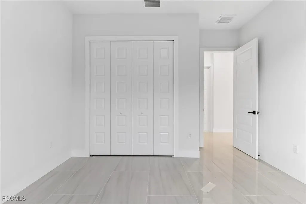 1824 SW 49th Terrace Cape Coral FL 33914
