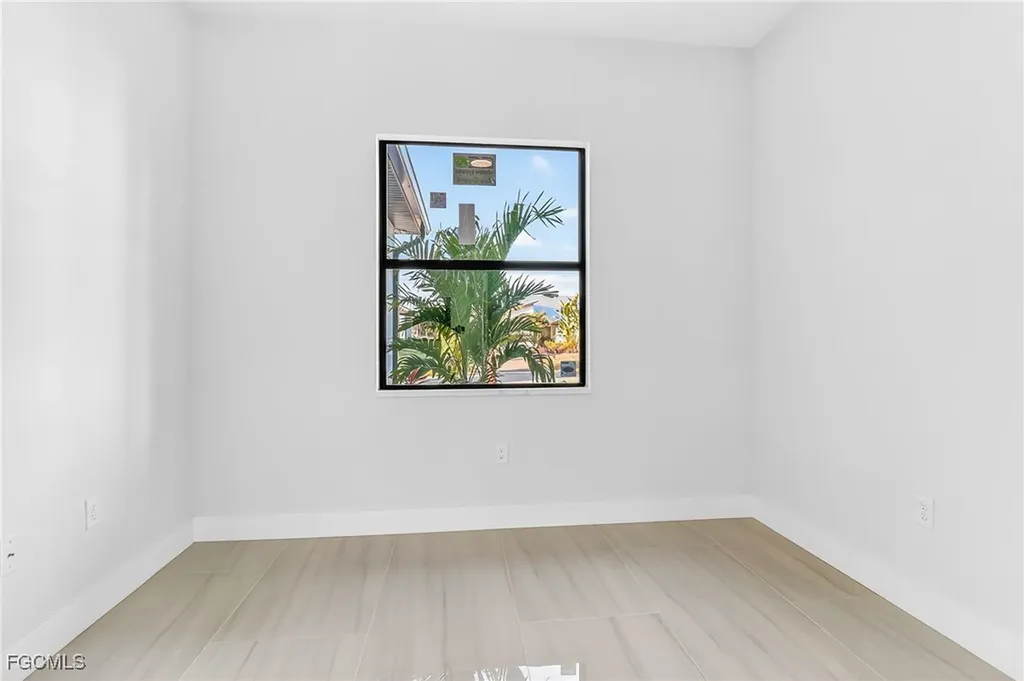 1824 SW 49th Terrace Cape Coral FL 33914