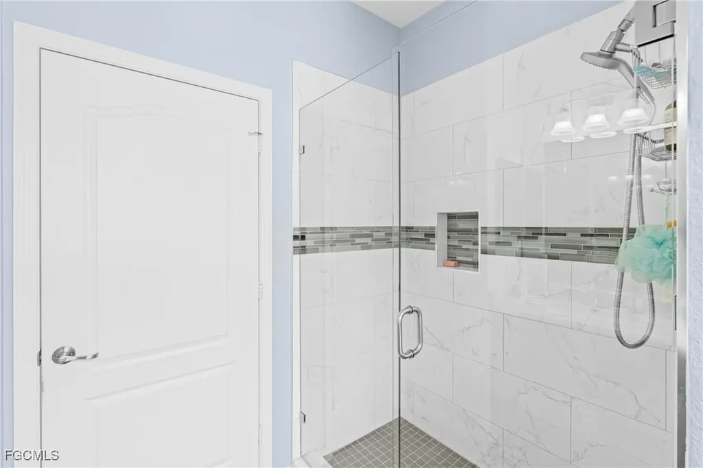 2792 Via Piazza Loop Fort Myers FL 33905
