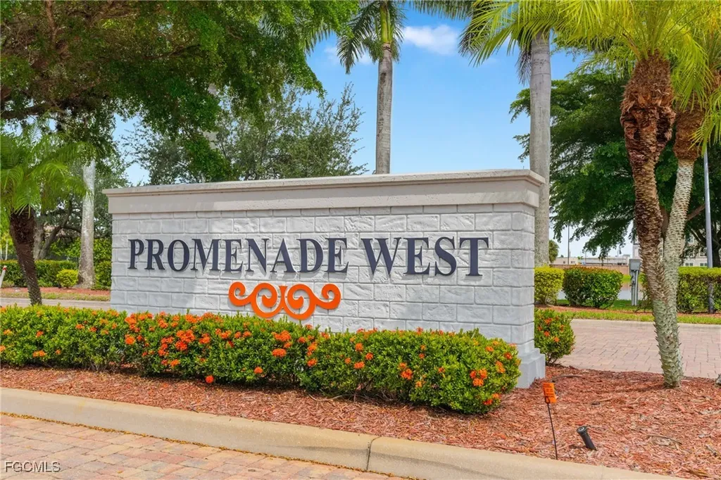 2792 Via Piazza Loop Fort Myers FL 33905