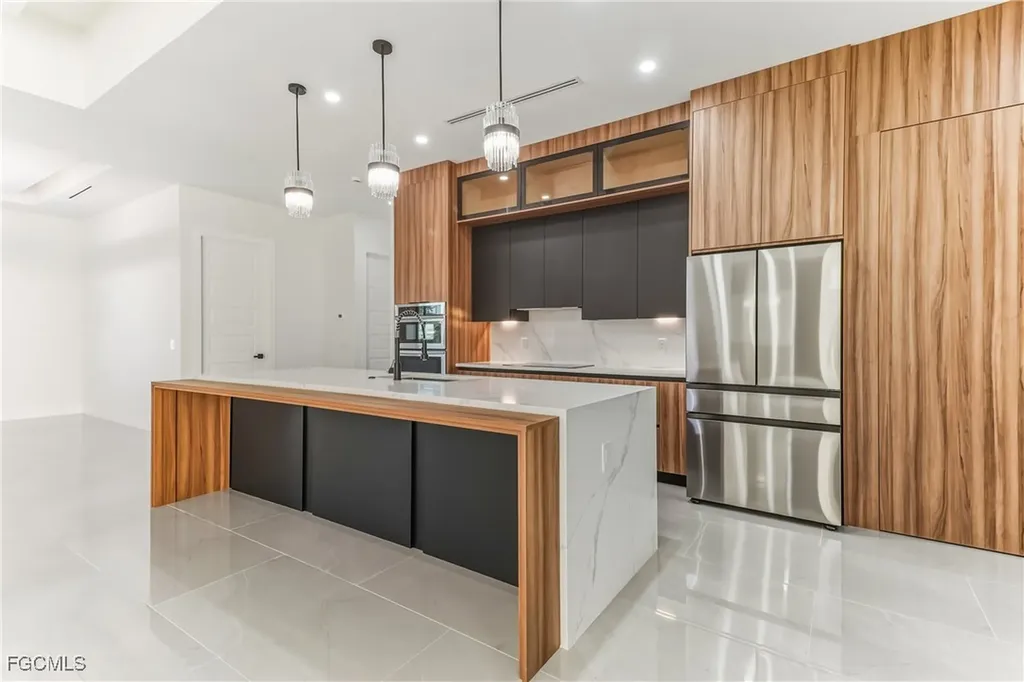 4817 SW 18th Avenue Cape Coral FL 33914