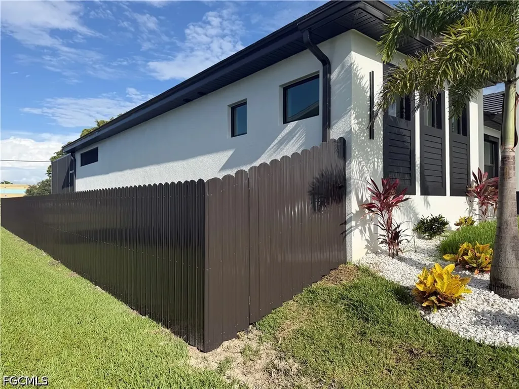 4817 SW 18th Avenue Cape Coral FL 33914