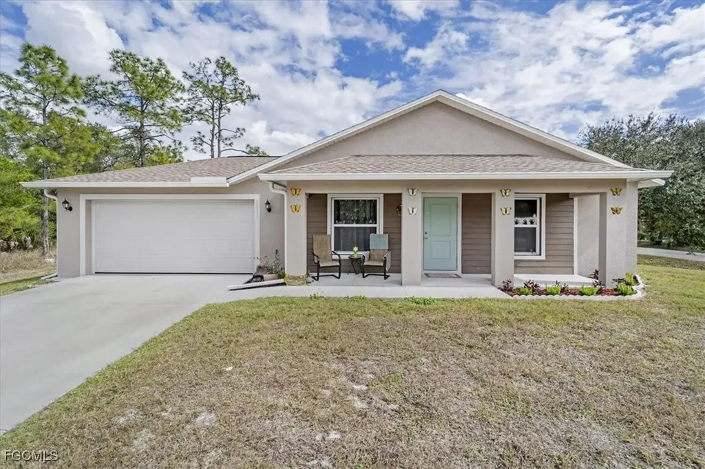 2001 E 14th Street Lehigh Acres FL 33972