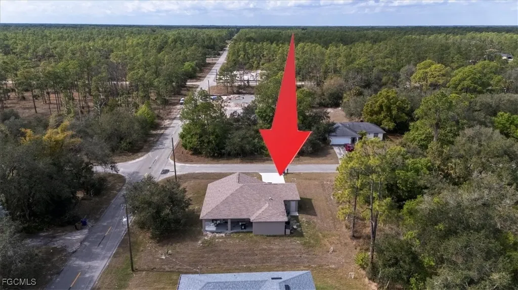 2001 E 14th Street Lehigh Acres FL 33972