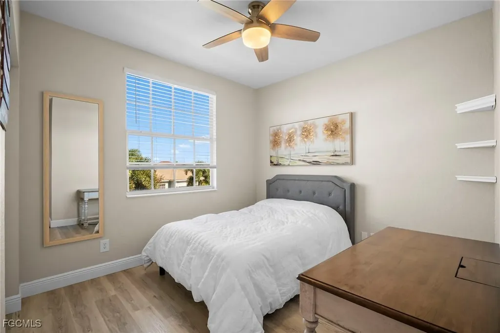 9049 Spring Mountain Way Fort Myers FL 33908