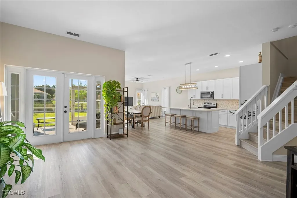 9049 Spring Mountain Way Fort Myers FL 33908