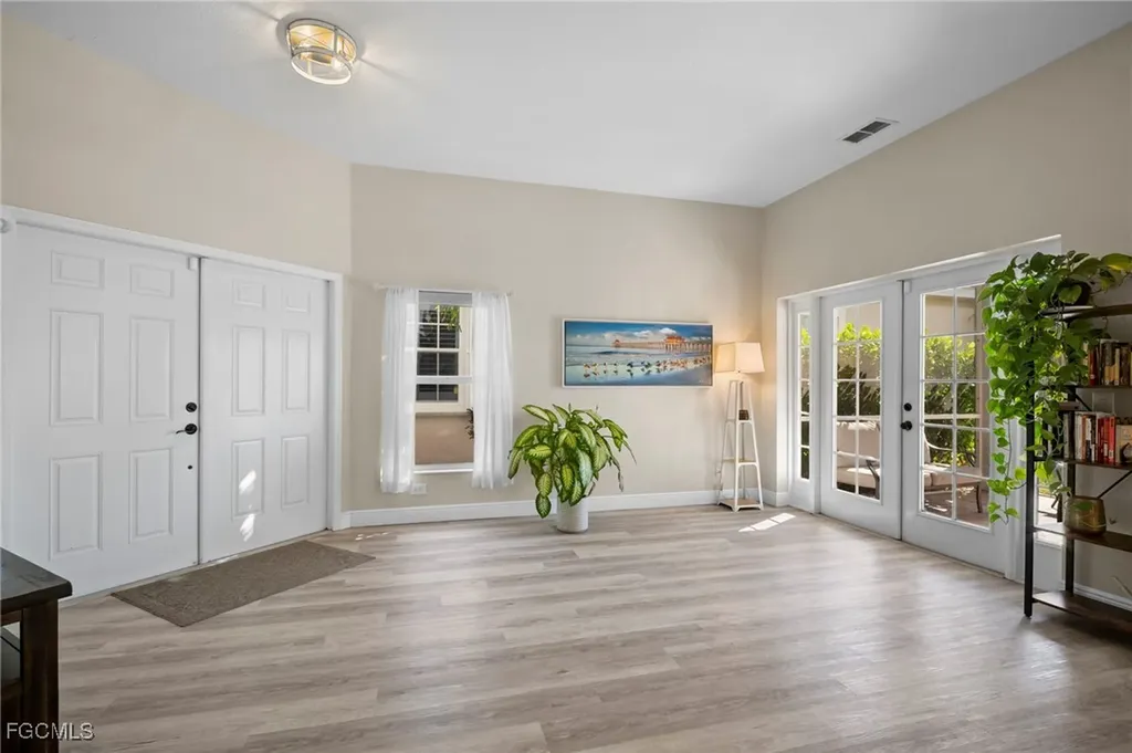 9049 Spring Mountain Way Fort Myers FL 33908
