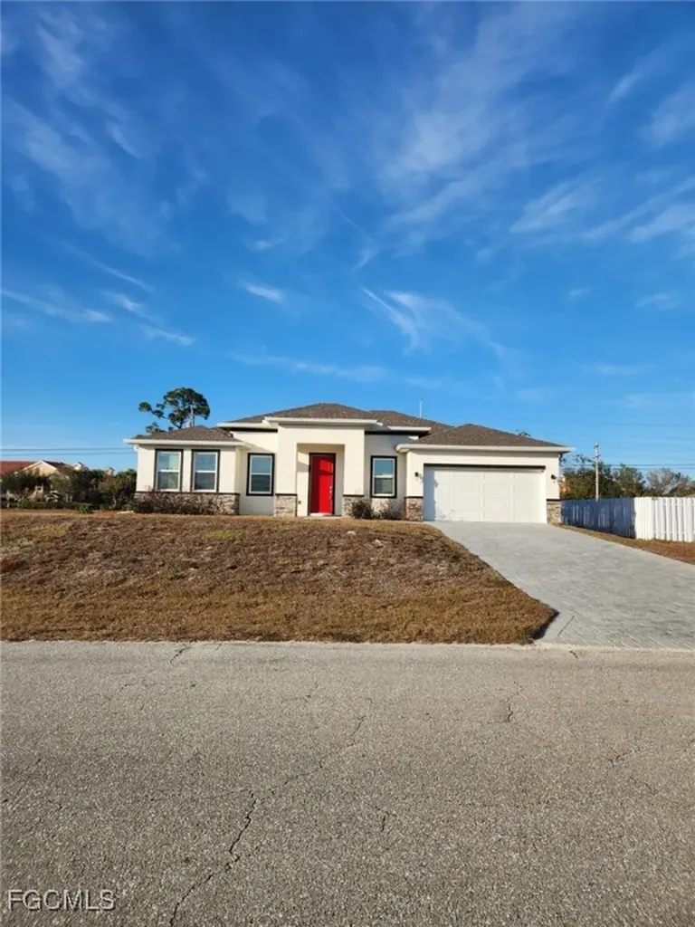 1819 NE 23rd Terrace Cape Coral FL 33909