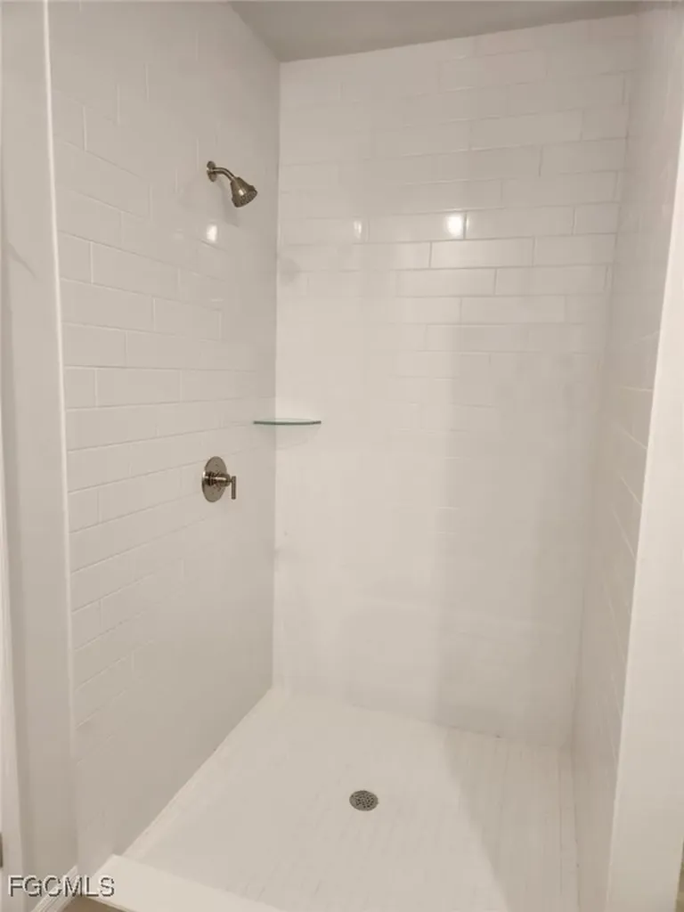 1819 NE 23rd Terrace Cape Coral FL 33909