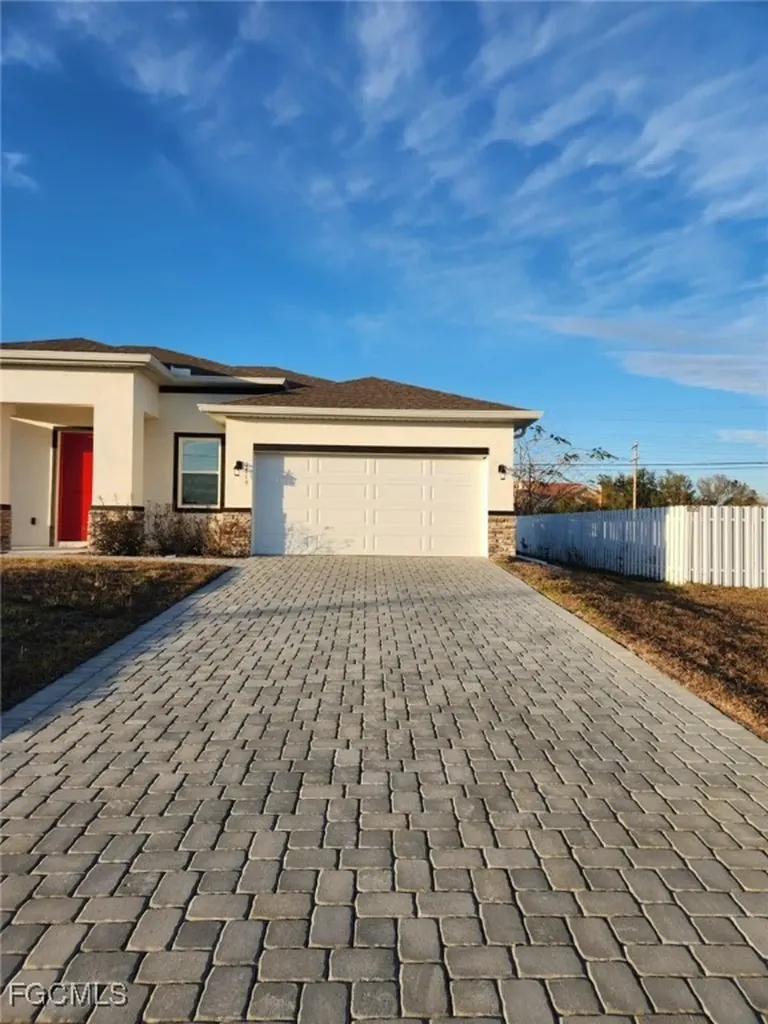 1819 NE 23rd Terrace Cape Coral FL 33909