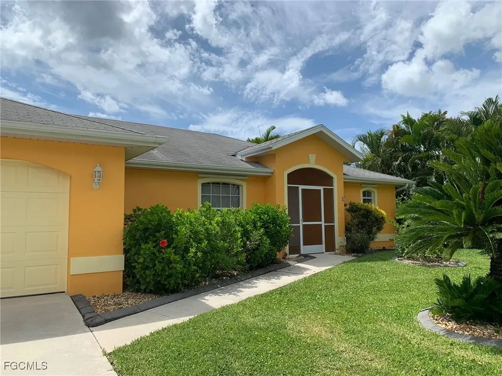 4418 SW 25th Avenue Cape Coral FL 33914