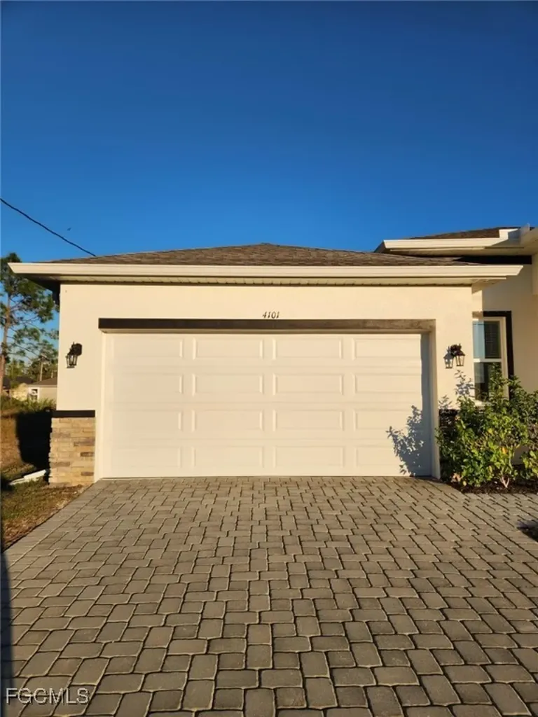 4101 NE 23rd Avenue Cape Coral FL 33909