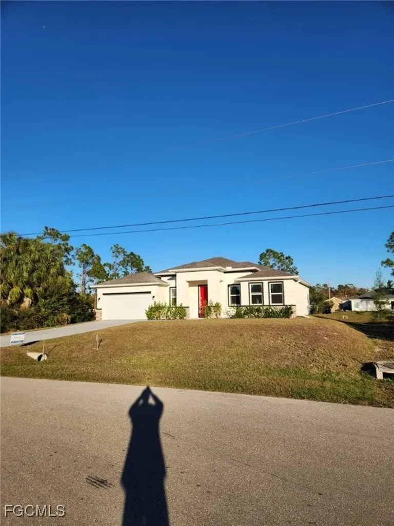 4101 NE 23rd Avenue Cape Coral FL 33909