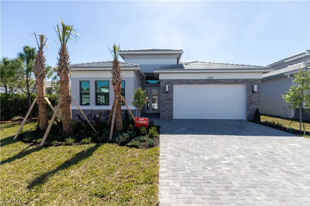 Estero FL, 12801 Springbrook Court