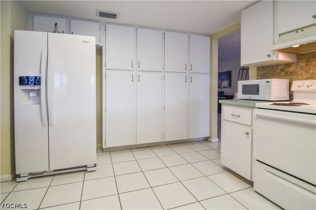 4632 Gulf Avenue North Fort Myers FL 33903