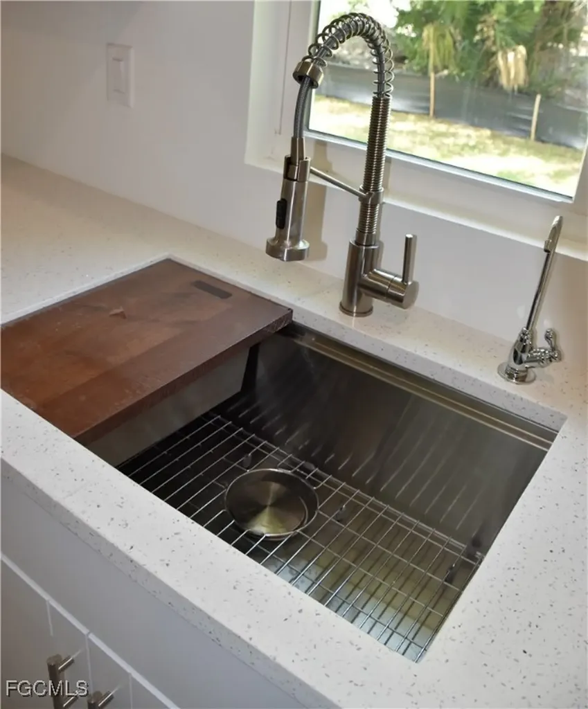 11278 4th Avenue Punta Gorda FL 33955