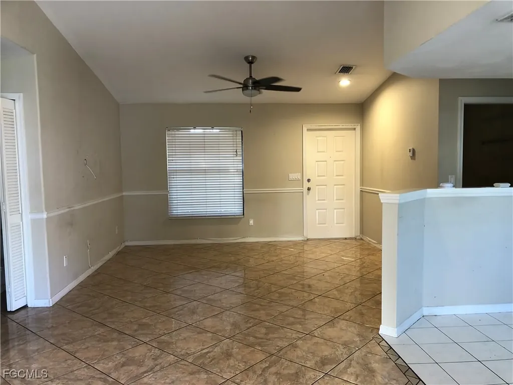 211 SE 23rd Street Cape Coral FL 33990