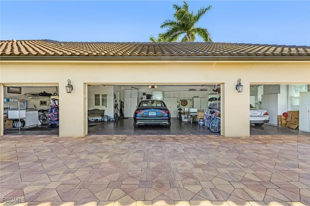 15460 Fiddlesticks Boulevard Fort Myers FL 33912