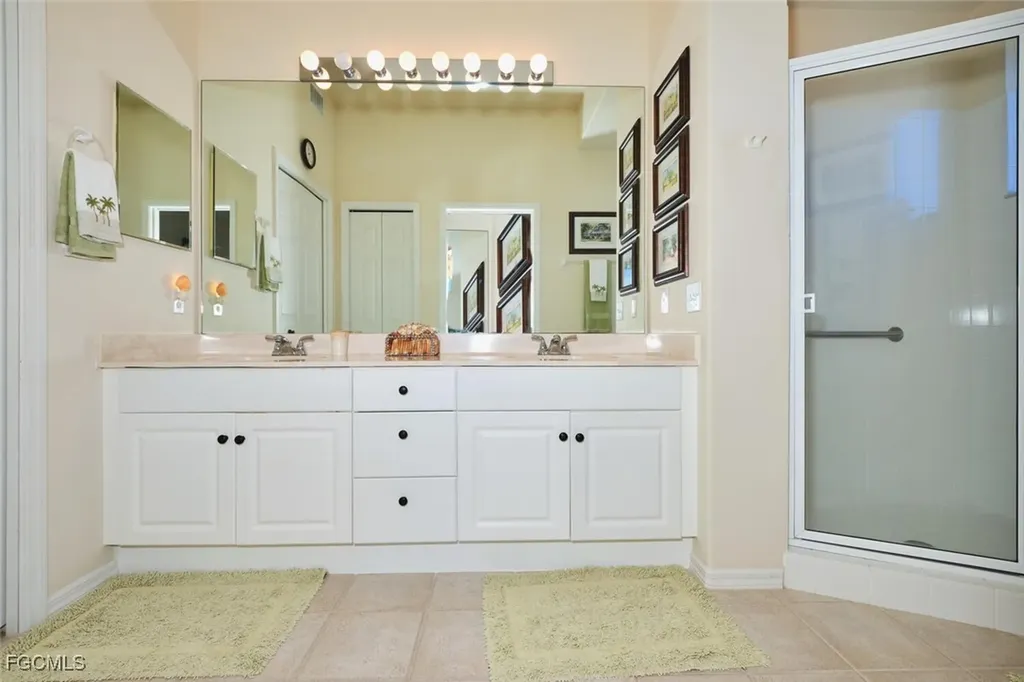 9190 Southmont Cove Fort Myers FL 33908
