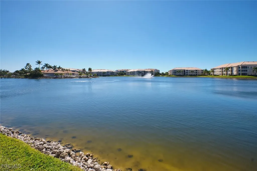 9190 Southmont Cove Fort Myers FL 33908