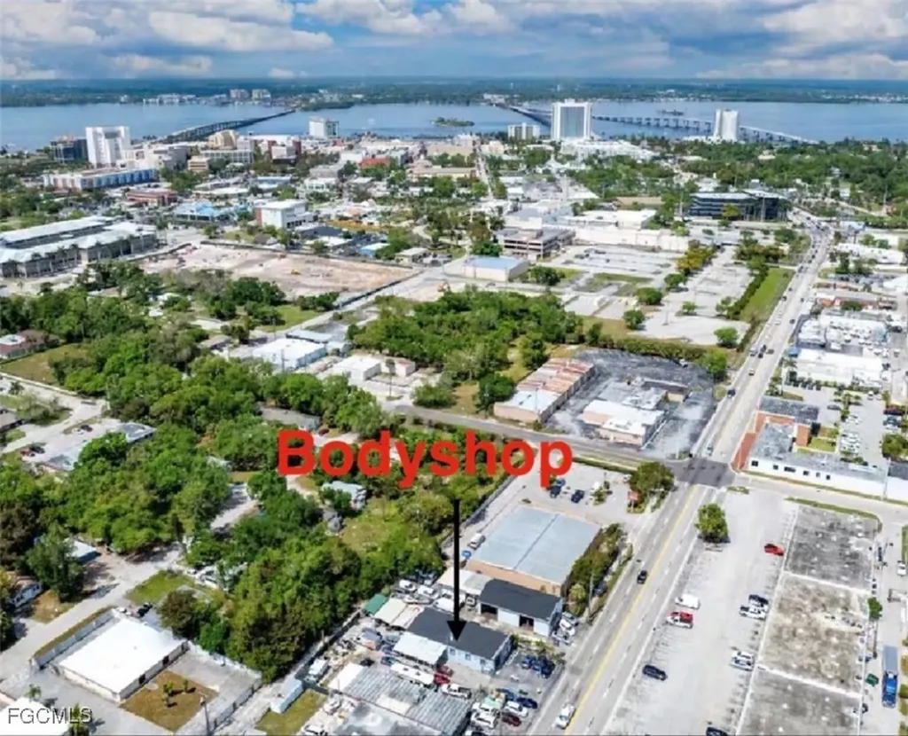 2242 Fowler Street Fort Myers FL 33901
