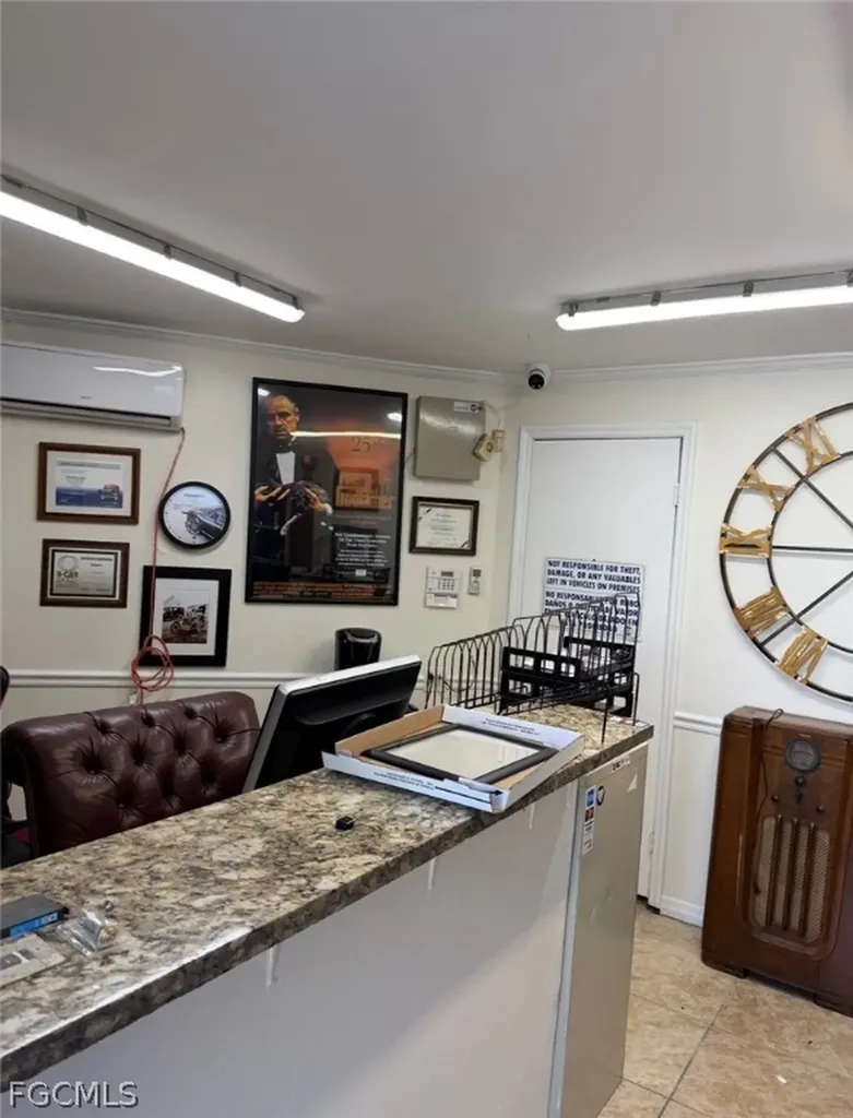 2242 Fowler Street Fort Myers FL 33901