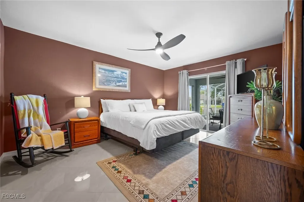 1214 SW Santa Barbara Place Cape Coral FL 33991