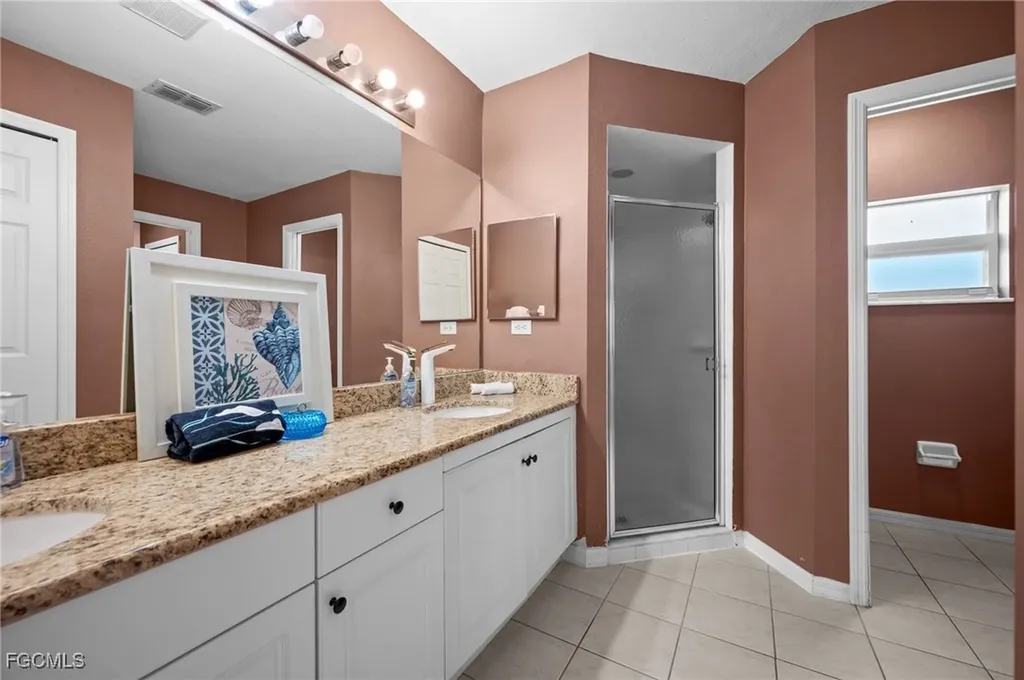 1214 SW Santa Barbara Place Cape Coral FL 33991