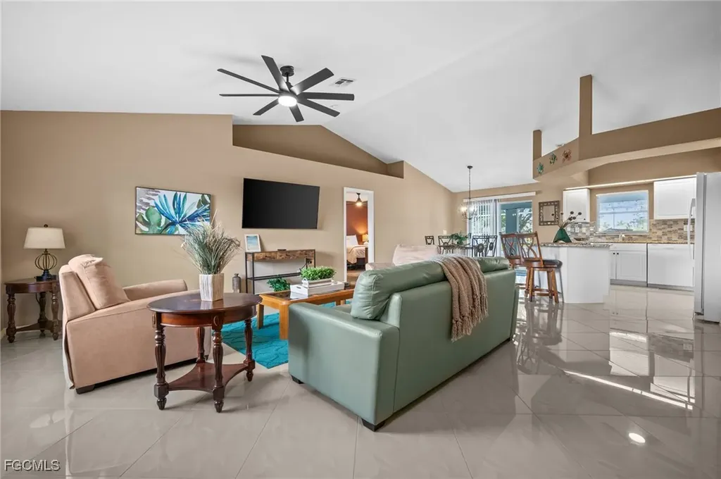 1214 SW Santa Barbara Place Cape Coral FL 33991