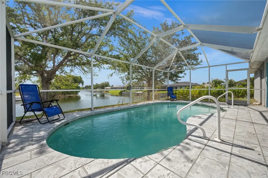 1214 SW Santa Barbara Place Cape Coral FL 33991
