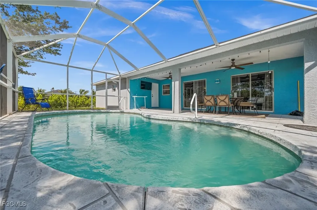 1214 SW Santa Barbara Place Cape Coral FL 33991