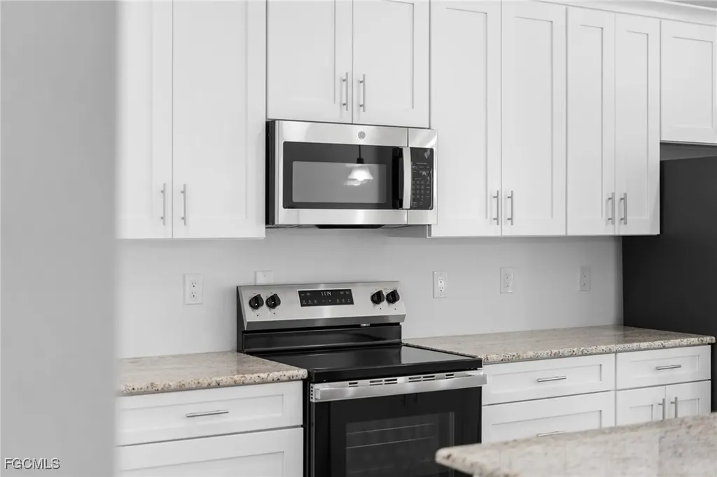 1024 SW 1st Street Cape Coral FL 33991