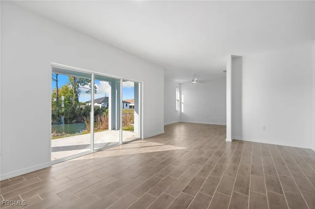 1024 SW 1st Street Cape Coral FL 33991
